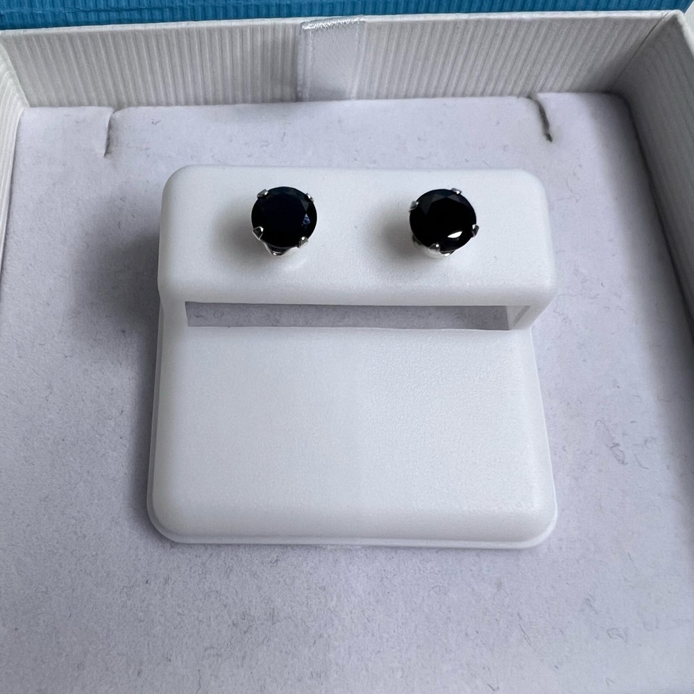 925 Sterling Silver Black Gem Earrings